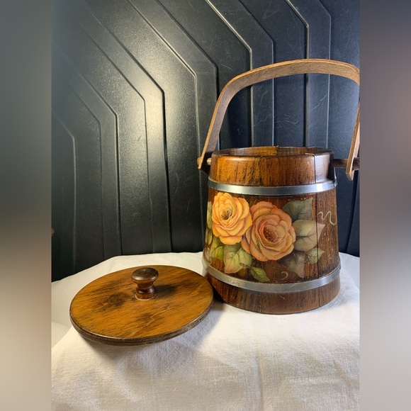 Vintage Basketville Hard Wood floral Painted Barrel - Picture 6 of 10